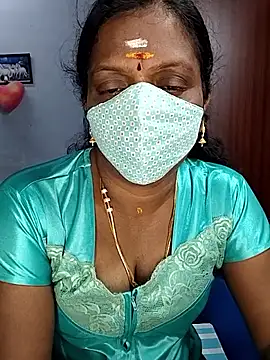 Snapshot of umashreetamil chatting on March 2026 06:32:01 AM umashreetamil online show from March 2026 06:32:01 AM