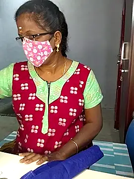 Snapshot of umashreetamil chatting on March 2026 01:49:01 PM umashreetamil online show from March 2026 01:49:01 PM