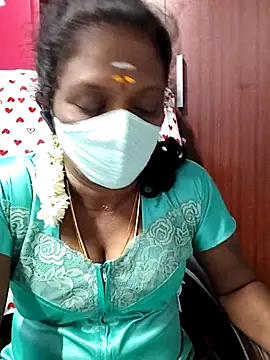 Snapshot of umashreetamil chatting on March 2026 05:02:01 PM umashreetamil online show from March 2026 05:02:01 PM