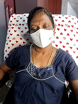 Snapshot of umashreetamil chatting on March 2026 05:02:01 PM umashreetamil online show from March 2026 05:02:01 PM