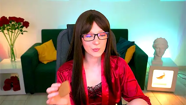 Snapshot of AliceWelch_ chatting on September 2025 08:20:02 AM AliceWelch online show from September 2025 08:20:02 AM