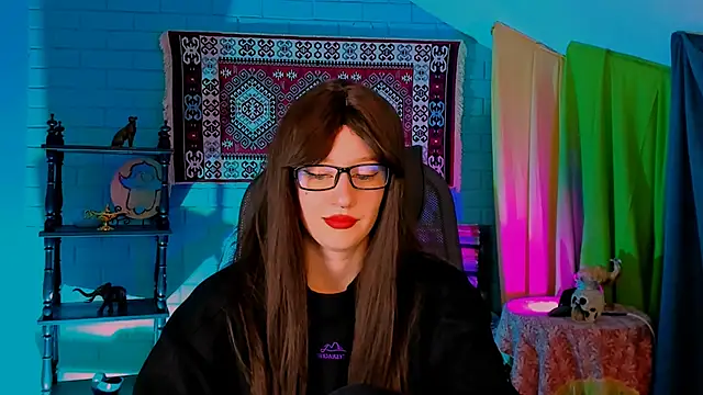Snapshot of AliceWelch_ chatting on October 2025 08:17:01 AM AliceWelch online show from October 2025 08:17:01 AM