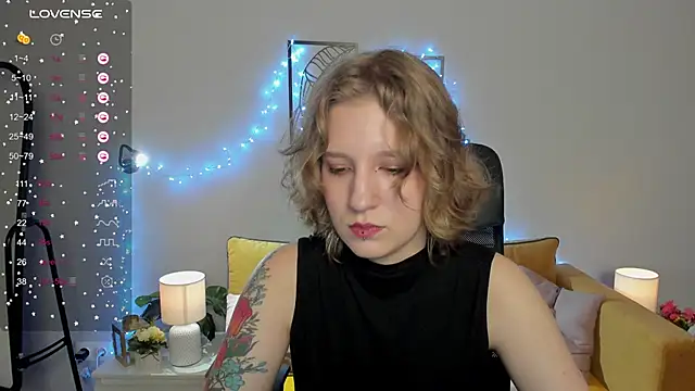 Snapshot of Hailey_Foxy chatting on September 2025 08:52:02 AM Hailey Foxy online show from September 2025 08:52:02 AM