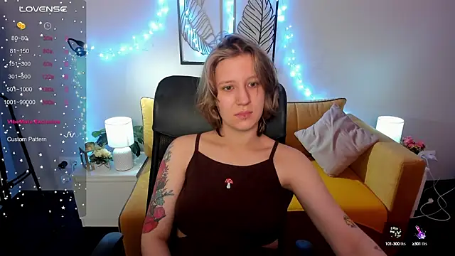 Snapshot of Hailey_Foxy chatting on October 2025 08:47:02 AM Hailey Foxy online show from October 2025 08:47:02 AM