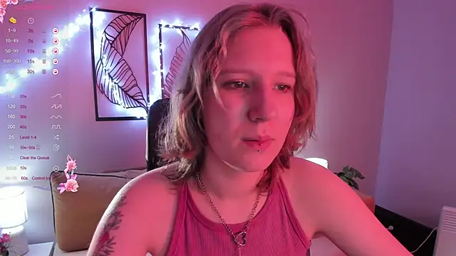 Hailey Foxy online show from November 2025 08:59:02 AM