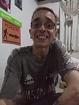 dinho carioca online show from April 2026 12:57:01 AM