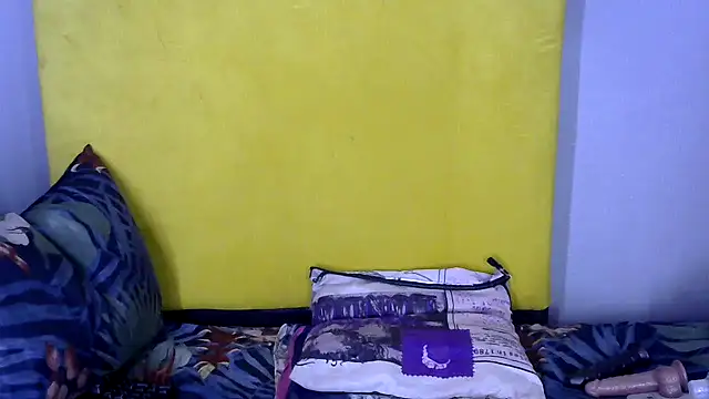 Snapshot of DARKQUEEN_xXx chatting on October 2025 05:21:02 PM DARKQUEEN xXx online show from October 2025 05:21:02 PM
