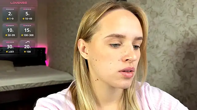 Snapshot of ElisabetLorney chatting on October 2025 08:15:02 AM ElisabetLorney online show from October 2025 08:15:02 AM