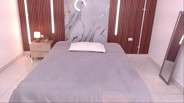 shena nomy1 online show from December 2025 08:04:01 PM