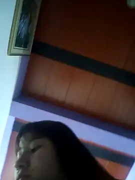 Snapshot of Zulema_R1 chatting on June 2026 11:13:01 PM Zulema R1 online show from June 2026 11:13:01 PM