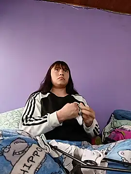 Snapshot of Zulema_R1 chatting on July 2026 08:48:01 PM Zulema R1 online show from July 2026 08:48:01 PM