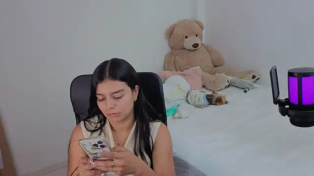 valerihouse online show from November 2025 01:51:02 AM