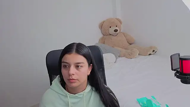 valerihouse online show from February 2026 01:12:01 AM