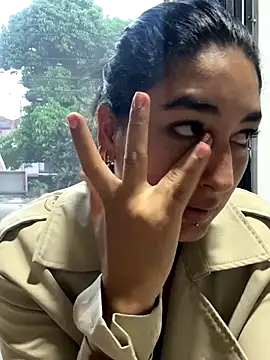 Scarlett 12 online show from October 2025 11:55:01 AM