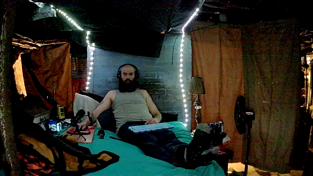 Cowboy815 online show from November 2025 08:09:01 PM