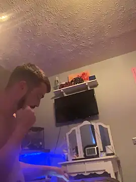 jaycoy22 online show from October 2025 06:33:01 AM