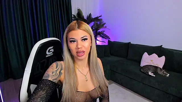 xPuka online show from February 2026 05:11:02 PM