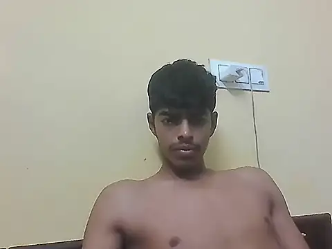 Snapshot of monster_33 chatting on May 2026 02:44:02 PM monster 33 online show from May 2026 02:44:02 PM