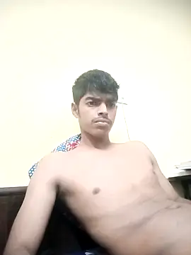 Snapshot of monster_33 chatting on May 2026 01:39:01 PM monster 33 online show from May 2026 01:39:01 PM