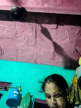 Pooja750 online show from October 2025 05:00:01 PM