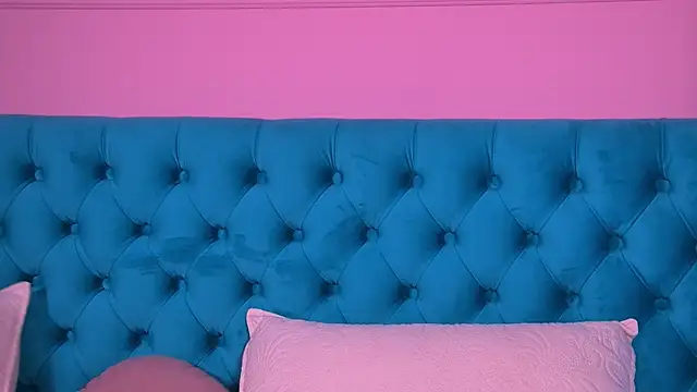 AlyraRose online show from September 2025 03:27:02 PM