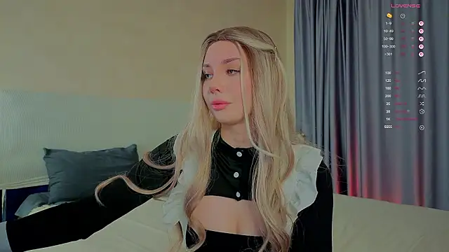  sophielov online show from March 2026 04:24:01 PM