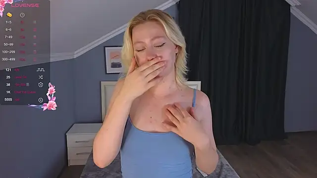 Violet Willis online show from October 2025 04:04:02 PM