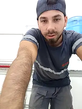 Lushakuiron1 online show from December 2025 02:13:02 PM