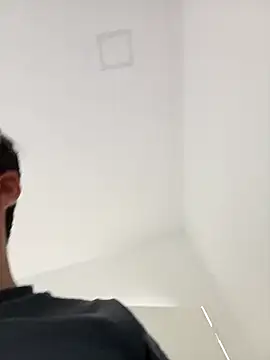 Lushakuiron1 online show from April 2026 01:12:02 PM