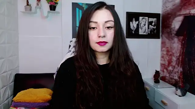 Eva Roussell online show from April 2026 02:58:01 PM