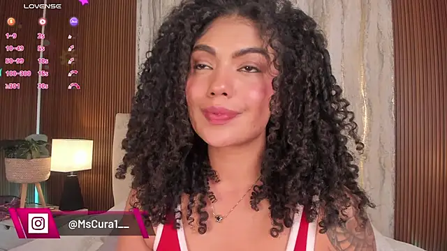 Snapshot of miss_curazao chatting on April 2026 05:30:01 PM miss curazao online show from April 2026 05:30:01 PM