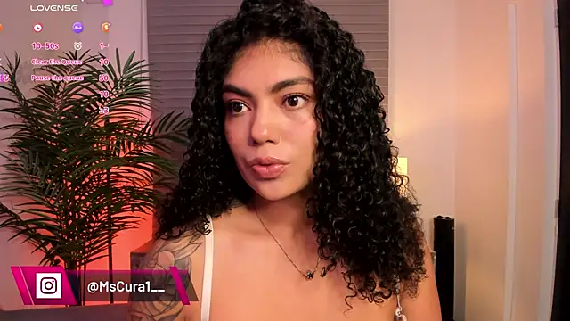 Snapshot of miss_curazao chatting on May 2026 12:45:02 PM miss curazao online show from May 2026 12:45:02 PM