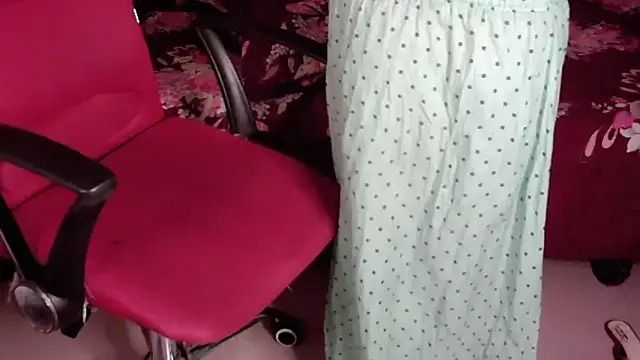 Sexy Ara  Baby online show from October 2025 06:06:01 PM