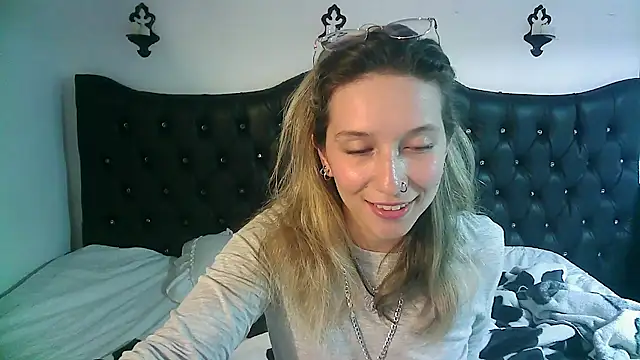 Licethf00x online show from September 2025 09:04:02 PM