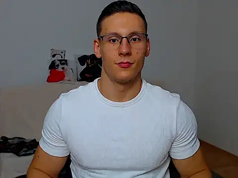 ZeinMiracles online show from September 2025 09:06:02 PM