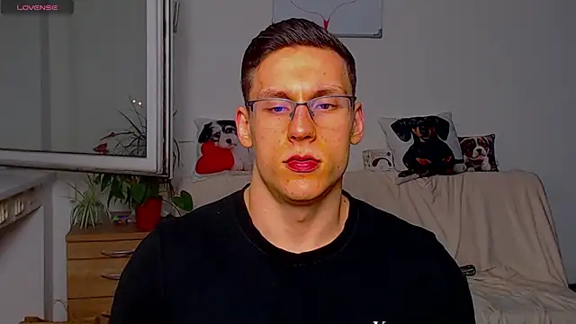 ZeinMiracles online show from March 2026 09:49:02 PM