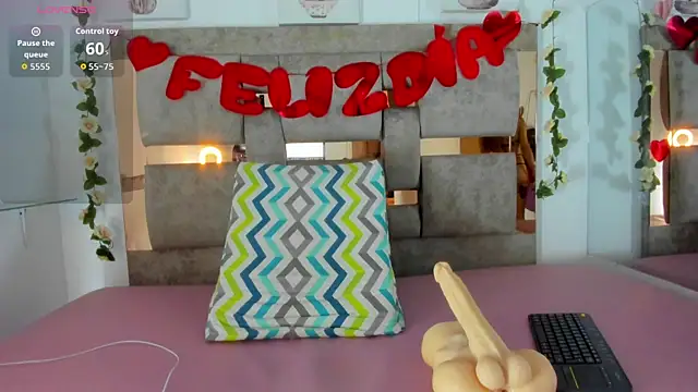 Natasha-Adams online show from September 2025 05:32:01 AM