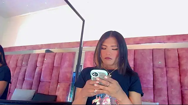 AnntonellaHott online show from December 2025 07:34:02 PM