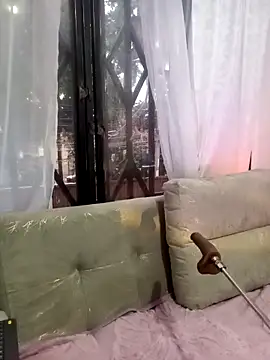 -aureal- online show from April 2026 11:11:02 PM