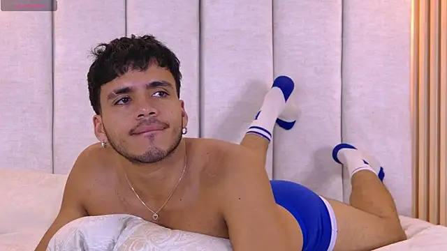 AlexanderJordan online show from October 2025 10:43:02 PM