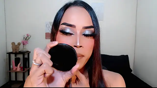 Lessandra Lust online show from September 2025 02:50:02 PM