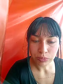 Sol Sunny online show from December 2025 07:33:02 PM