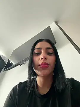 AlannaEvons online show from January 2026 06:00:02 PM