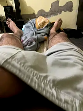 Snapshot of LOVE4GIRL chatting on September 2025 07:05:01 PM LOVE4GIRL online show from September 2025 07:05:01 PM