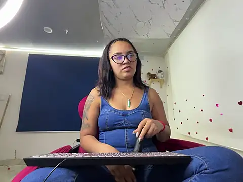 amanne misa online show from April 2026 11:07:02 PM