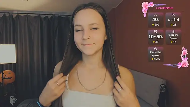 day may online show from October 2025 01:45:01 PM