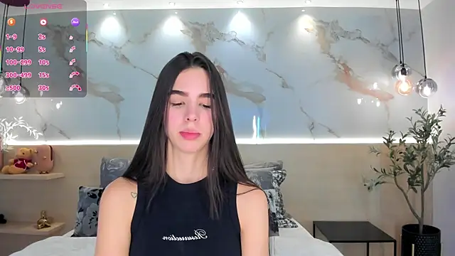 SolAvelar online show from March 2026 11:31:02 PM