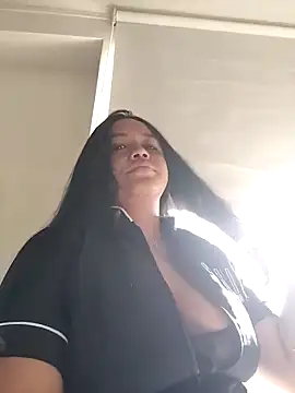 Snapshot of -Mia1 chatting on September 2025 12:37:01 PM -Mia1 online show from September 2025 12:37:01 PM