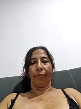 maleja23 online show from September 2025 11:37:02 PM