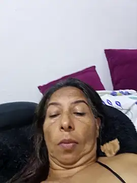 maleja23 online show from September 2025 02:22:02 PM